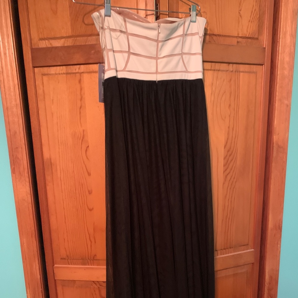 JS BOUTIQUE DRESS CREAM/BLACK STRAPLESS - Picture 4 of 6